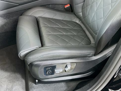 Used 2026 BMW X6 xDrive40i AWD/4WD image 27