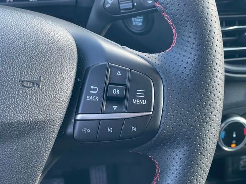 Used 2025 Ford Escape ST-Line Select image 18