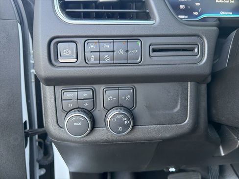 Used 2022 Chevrolet Tahoe Z71 AWD/4WD image 23