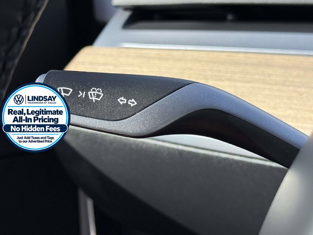 Used 2022 Tesla Model Y Long Range AWD/4WD image 27
