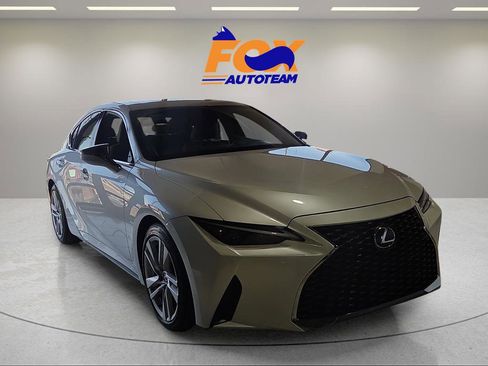 Used 2023 Lexus IS 300 w/ Comfort Package RWD image 4