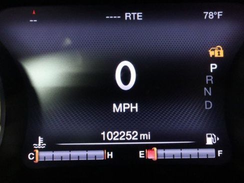 Used 2015 Jeep Renegade Trailhawk AWD/4WD image 19