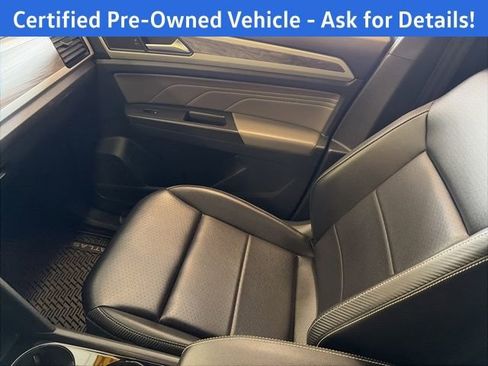 Certified 2022 Volkswagen Atlas Cross Sport SE image 25
