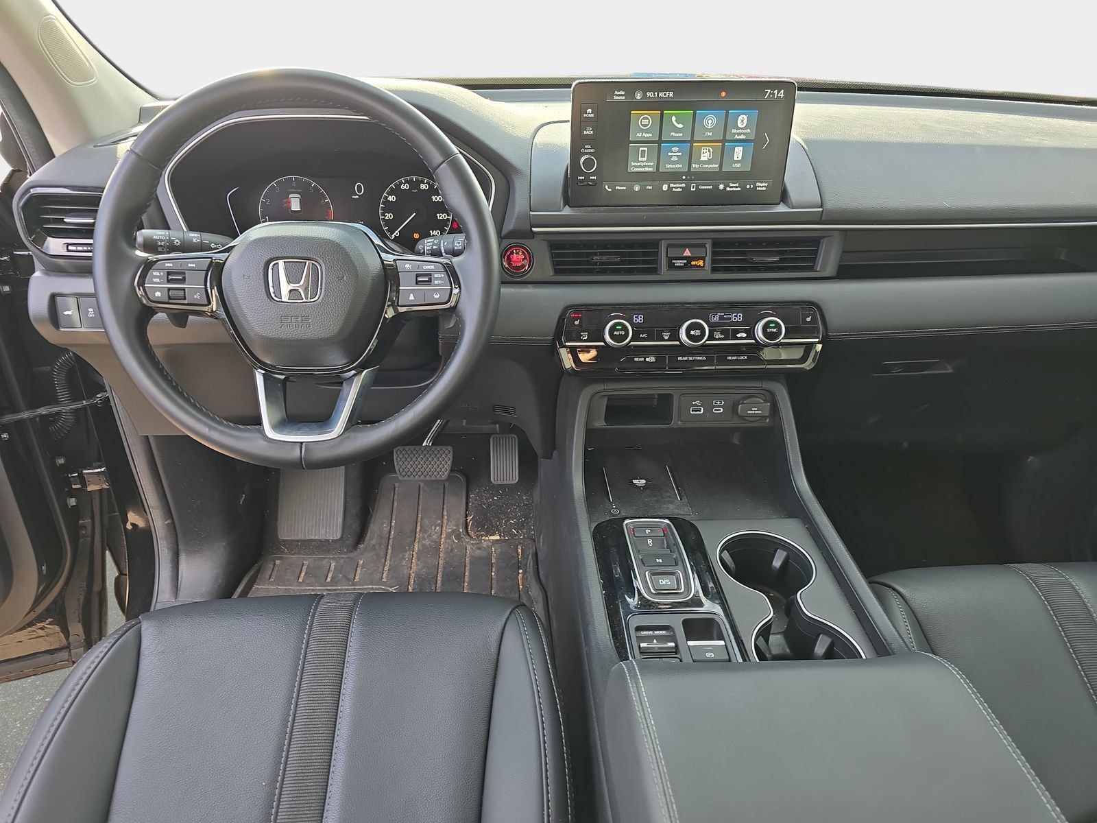 Used 2025 Honda Pilot EX-L image 12