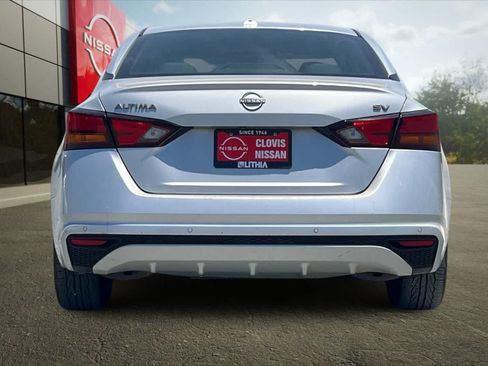 Used 2023 Nissan Altima 2.5 SV FWD image 8