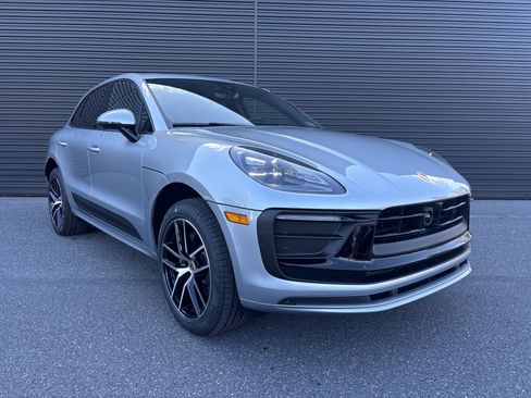New 2026 Porsche Macan AWD/4WD image 7