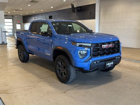 New 2025 GMC Canyon Elevation w/ Convenience Package image 4