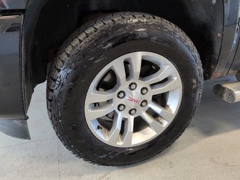 Used 2011 Chevrolet Silverado 1500 LT w/ All-Star Edition AWD/4WD image 7