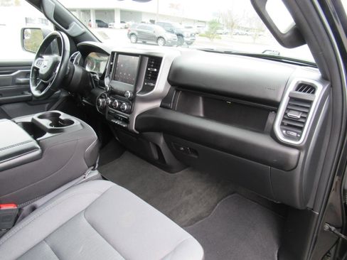Used 2022 RAM 1500 Big Horn AWD/4WD image 11