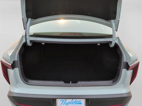 Used 2025 Kia K4 FWD image 31
