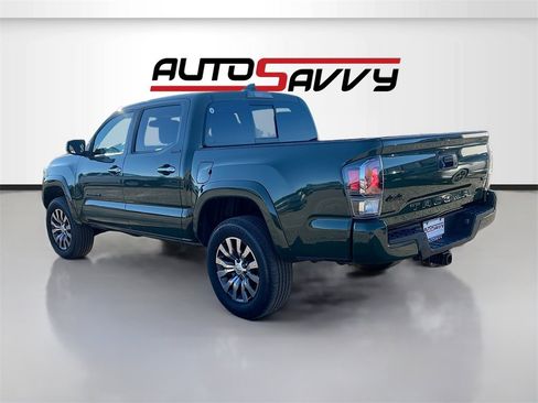 Used 2022 Toyota Tacoma Limited image 5