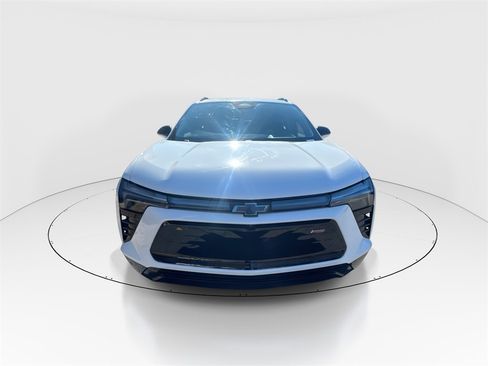 Used 2024 Chevrolet Blazer EV RS image 3