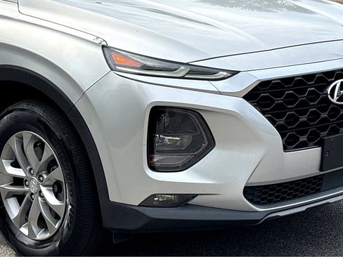 Used 2019 Hyundai Santa Fe SEL image 20