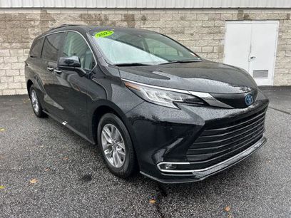 Certified 2023 Toyota Sienna XLE