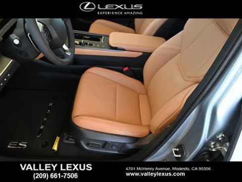 New 2026 Lexus ES 350e w/ Convenience Package FWD image 13