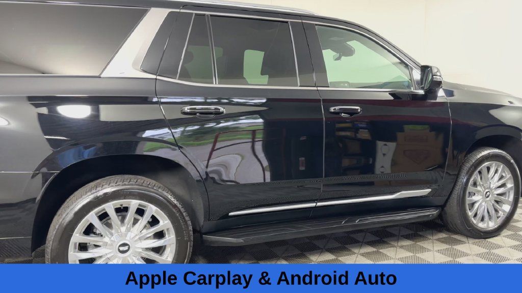 Used 2023 Cadillac Escalade Premium Luxury AWD/4WD image 12