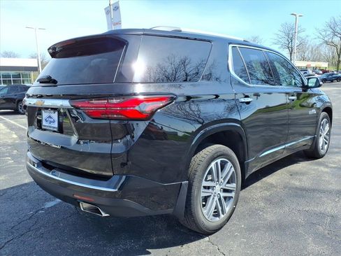 Used 2023 Chevrolet Traverse High Country AWD/4WD image 7