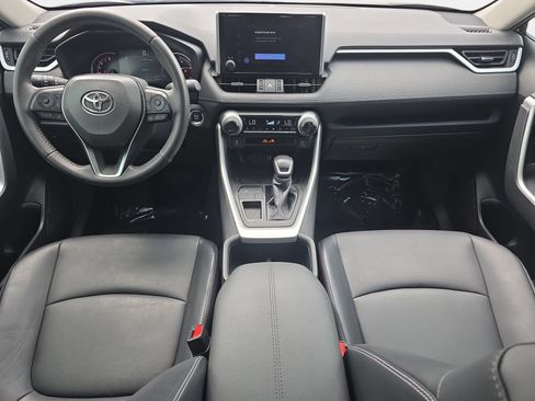 Used 2023 Toyota RAV4 XLE Premium FWD image 9