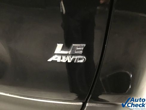 Used 2019 Toyota RAV4 LE image 15