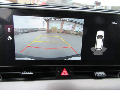 Used 2025 Kia Sportage EX image 33