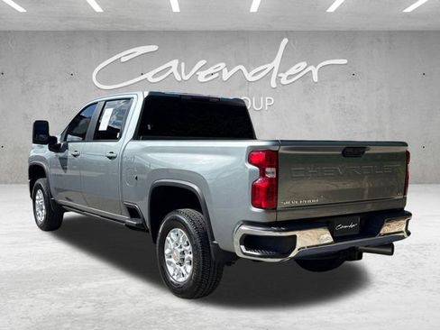 Used 2024 Chevrolet Silverado 2500 LT AWD/4WD image 17