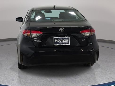 Certified 2025 Toyota Corolla LE image 6