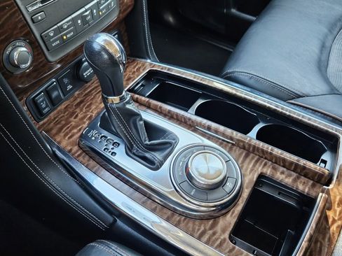 Used 2019 Nissan Armada SL w/ Premium Package image 12