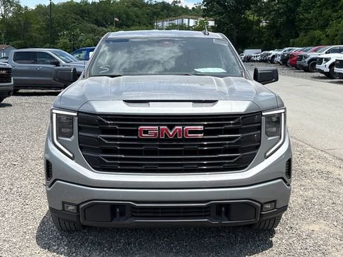 Used 2024 GMC Sierra 1500 Elevation AWD/4WD image 8