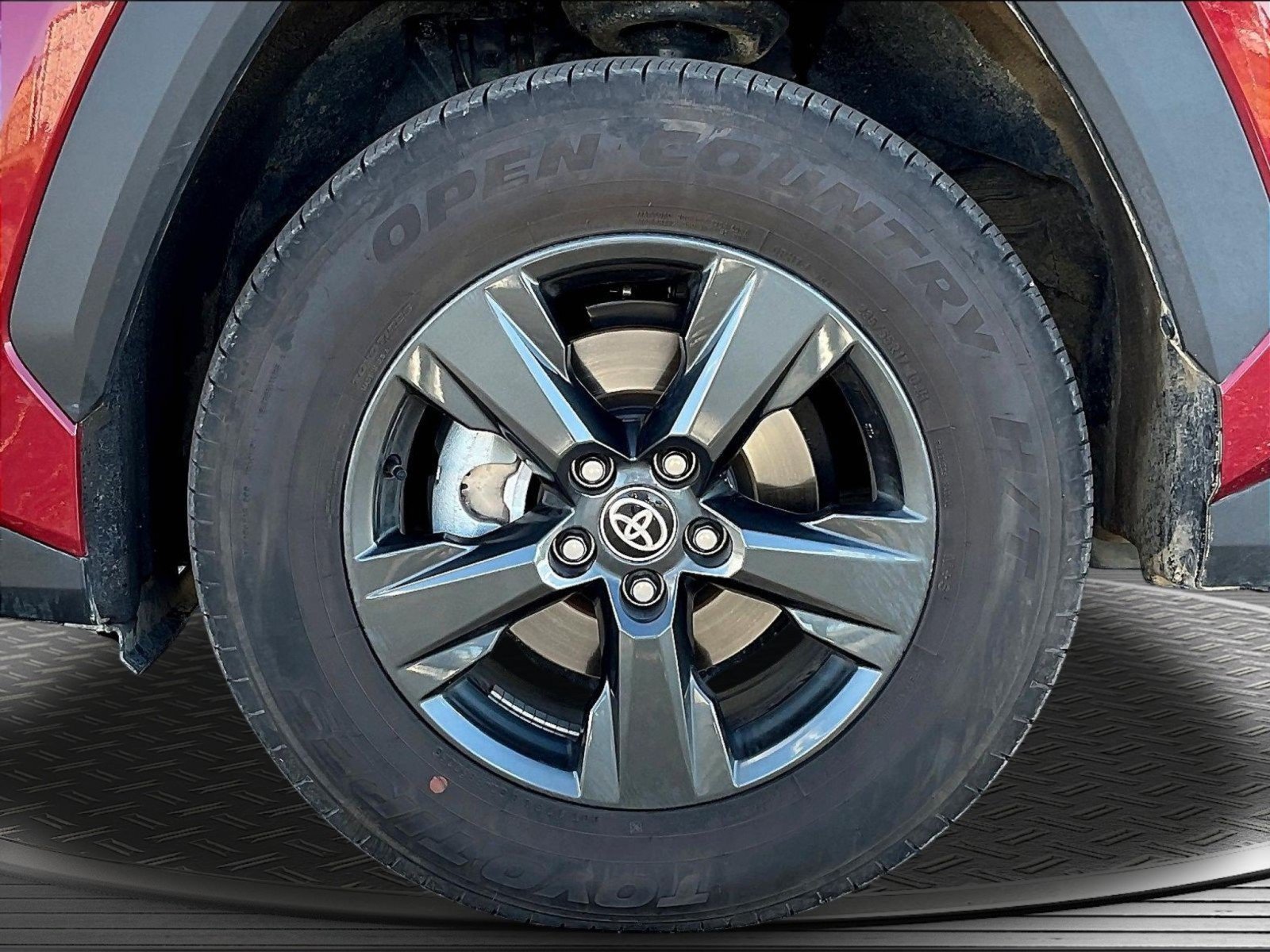 Used 2026 Toyota RAV4 LE AWD/4WD image 25
