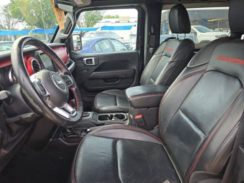 Used 2018 Jeep Wrangler Rubicon AWD/4WD image 3