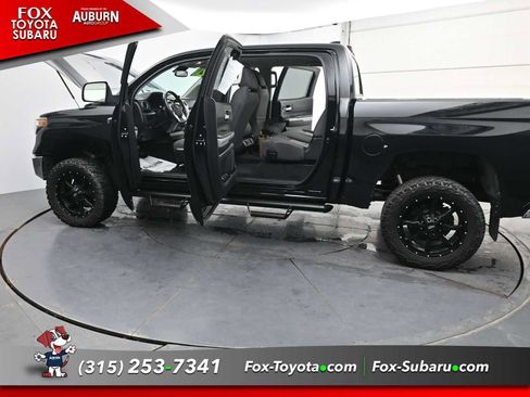 Used 2020 Toyota Tundra SR5 AWD/4WD image 39
