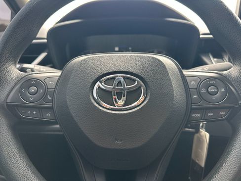 Used 2023 Toyota Corolla LE FWD image 20