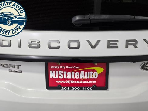 Used 2019 Land Rover Discovery Sport HSE AWD/4WD image 30