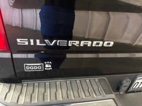 Used 2021 Chevrolet Silverado 1500 LT AWD/4WD image 14