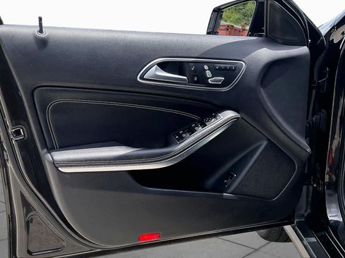 Certified 2020 Mercedes-Benz GLA 250 image 21