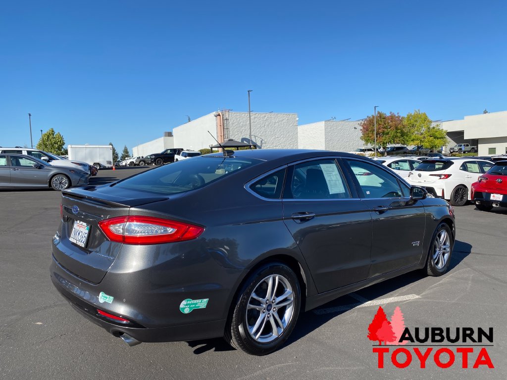 Used 2016 Ford Fusion Energi Titanium FWD image 5