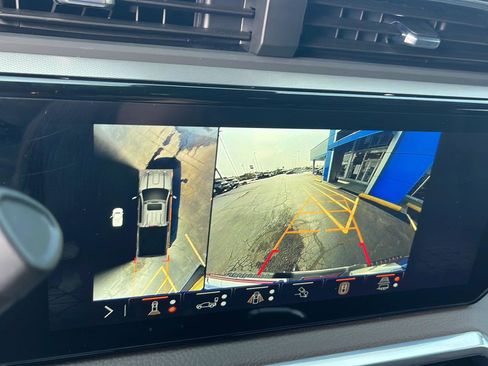 Used 2026 GMC Sierra 2500 Denali image 11