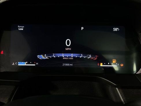 Used 2024 Jeep Grand Cherokee L Limited w/ Luxury Tech Group II image 15