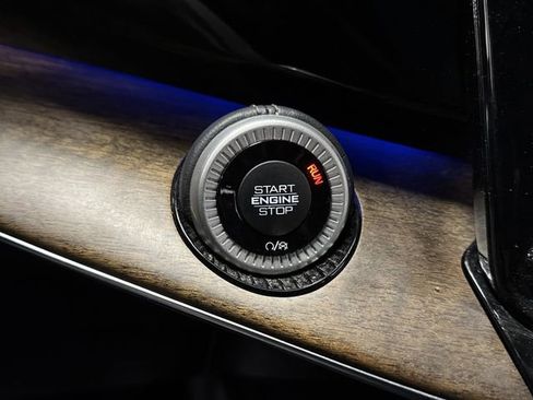 Used 2022 Jeep Grand Wagoneer Series II image 27