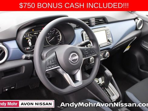 New 2025 Nissan Versa SV w/ Trunk Package image 9