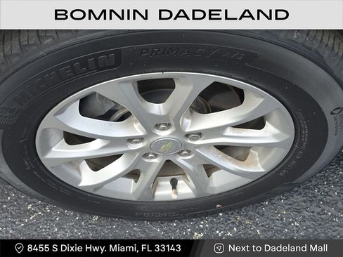 Used 2021 Chevrolet Equinox LT image 12