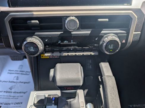 Used 2024 Toyota Tacoma TRD Off-Road w/ TRD Off Road Premium Package image 17