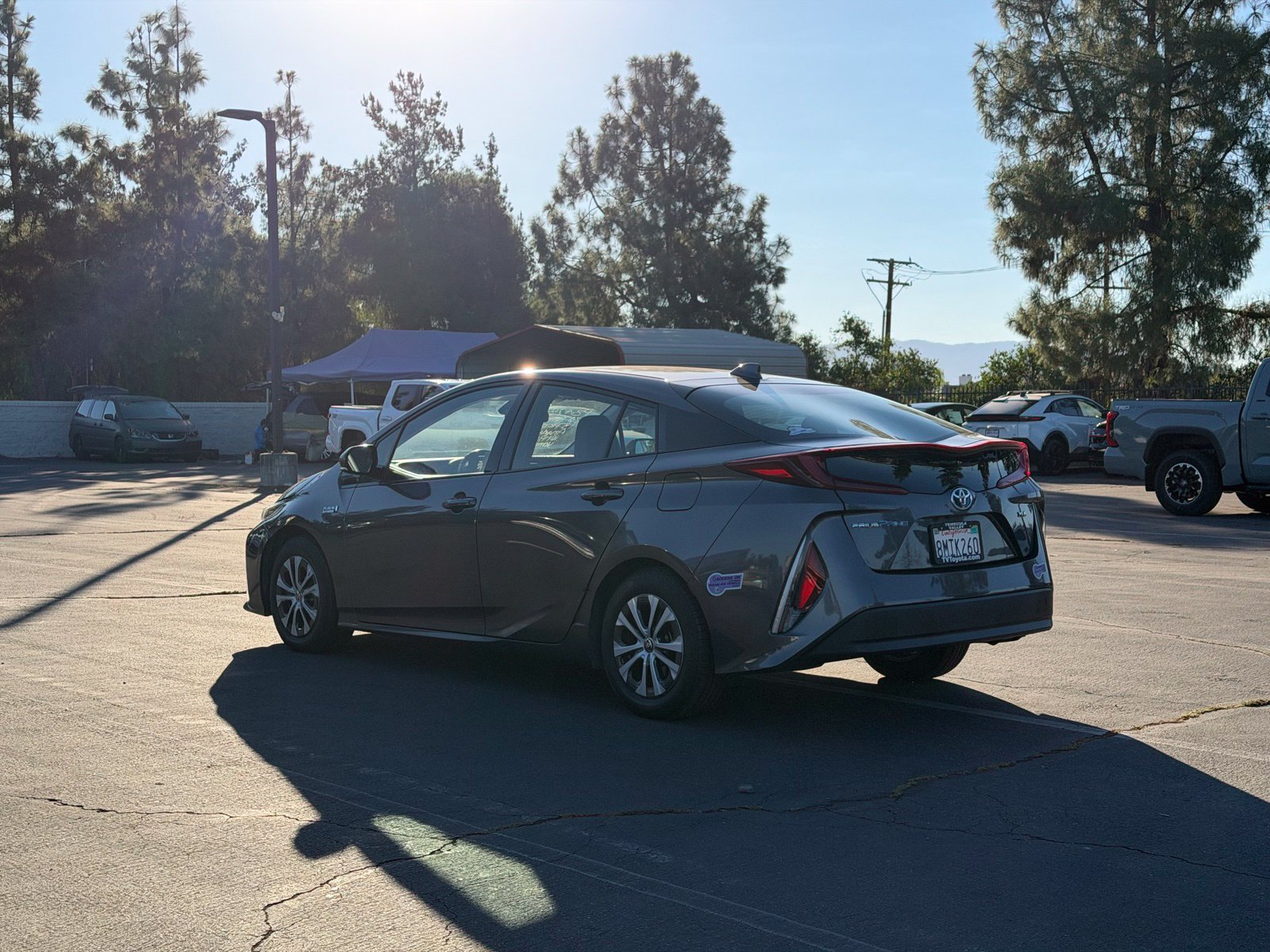Used 2020 Toyota Prius Prime XLE w/ Carpet Mat Package FWD image 3