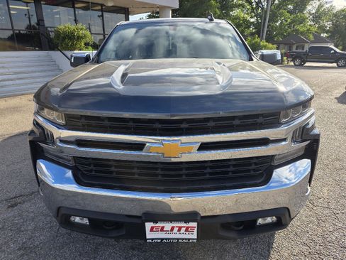 Used 2019 Chevrolet Silverado 1500 LT w/ All-Star Edition AWD/4WD image 2