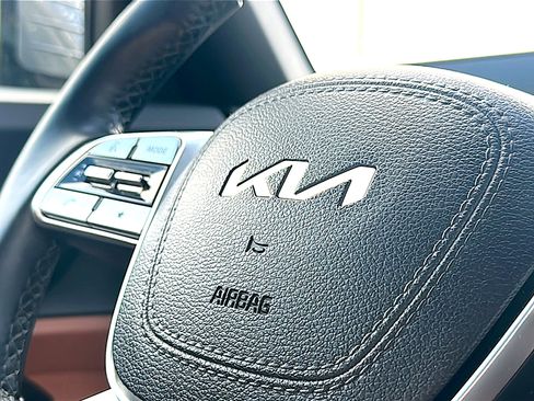 Used 2024 Kia Telluride SX X-Line AWD/4WD image 32