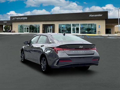 New 2026 Hyundai Elantra Sport FWD image 5