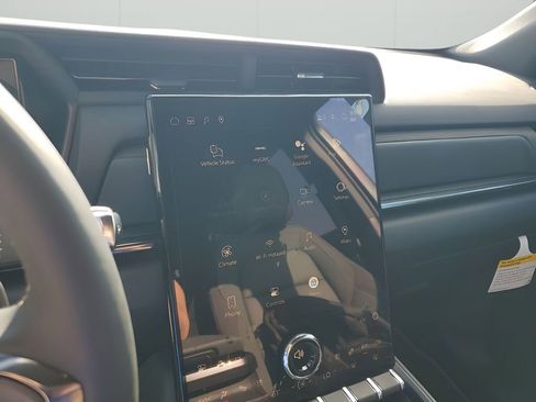 New 2026 GMC Terrain AT4 w/ Convenience Package III image 38