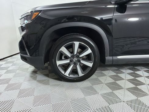 Used 2023 Honda Pilot Touring image 13