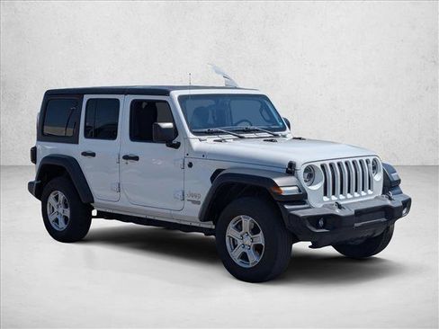 Used 2020 Jeep Wrangler Unlimited Sport S AWD/4WD image 3