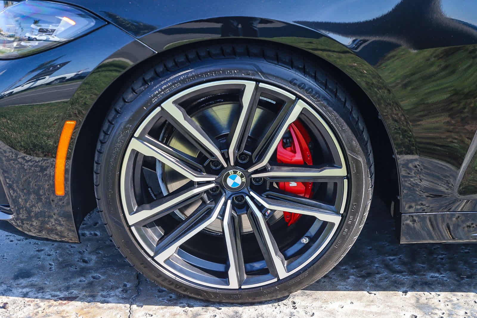 Used 2024 BMW 430i Convertible w/ M Sport Package RWD image 14